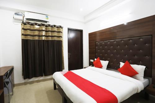 Collection O Tipsyy Inn – Gurgaon, NY