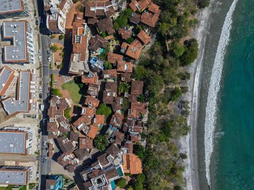 Stay a Few Steps to the Beach in Las Catalinas - image 2
