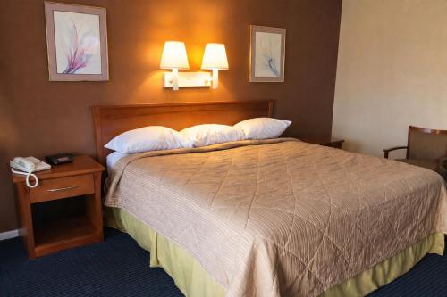 Americas Best Inn - Savannah - image 37