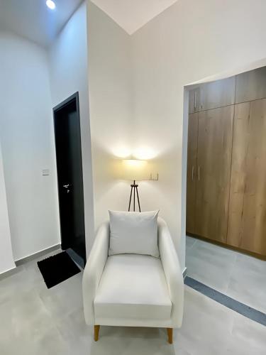 Penta Square Platinum Executive Apartments - DHA Phase 5 Lahore - image 3