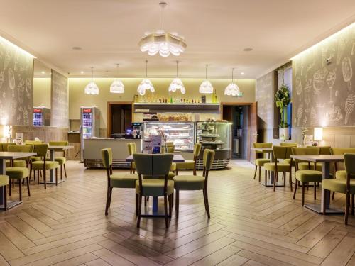 Restorāns, Hotel Antek in Źlinice
