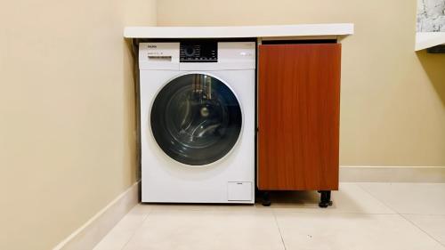 Penta Square Platinum Executive Apartments - DHA Phase 5 Lahore - image 6