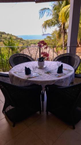 Équipements, CasaMyra American Gourmet Breakfast Included in Panama
