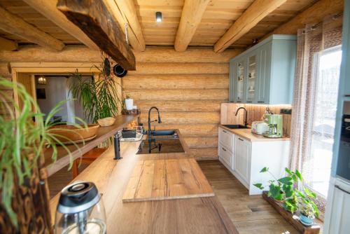 virtuve, Zrub Kriváň Chalet with Mountain View (Zrub Krivan Chalet with Mountain View) in Zavažna Poruba