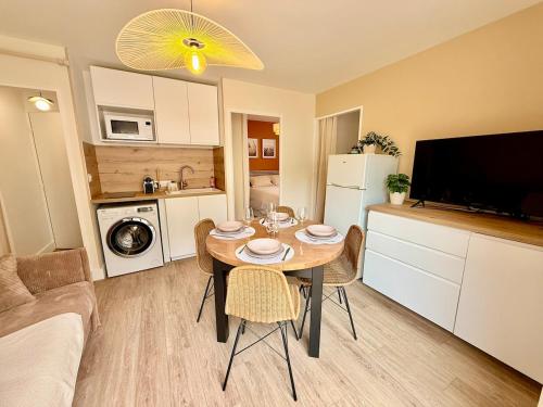 Le cocon de Sète - T2 cabine cosy, grande terrasse rez de jardin, clim, parking proche plage
