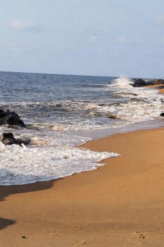 Côté Plage Kribi Studio Soleil (Cote Plage Kribi Studio Soleil) in ครีบี