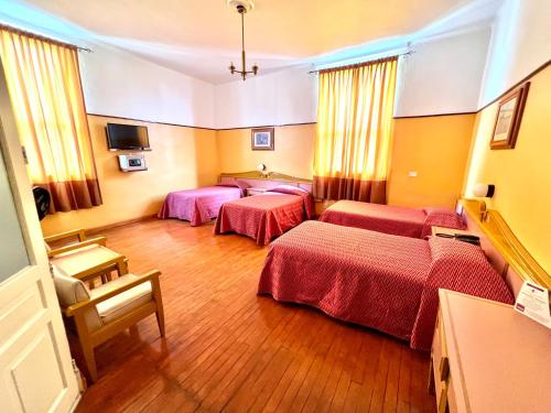 room detail thumbnail 0