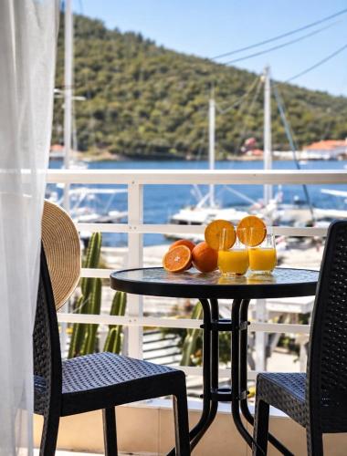 Hotel Puerto - Καλαμίτσι