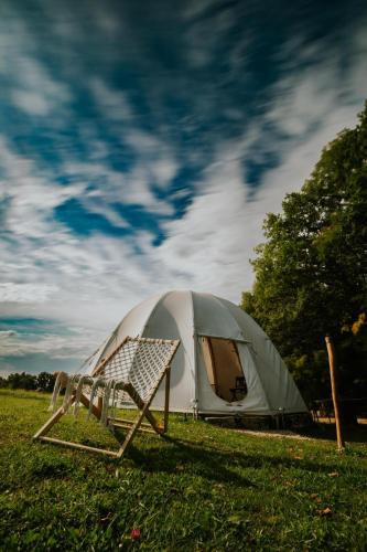 glamping podtrosky in Troskovice