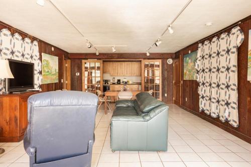 Chester County, Accessible, Fall Colors Retreat in Coatesville (PA)