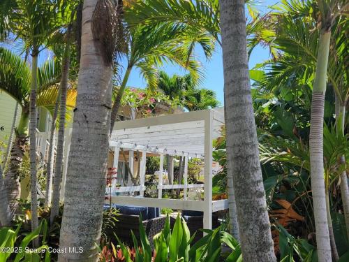 2BR Steps to Beach & Downtown w pool Unit 2 in Cocoa Beach