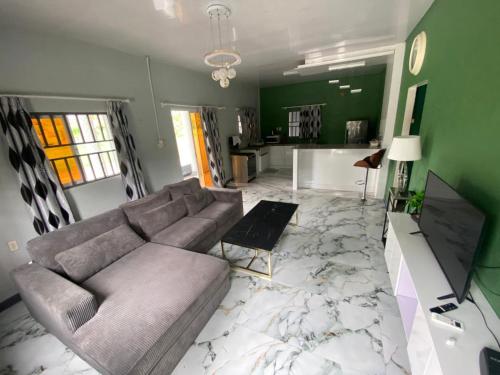 Augi's Rental in Zanderij
