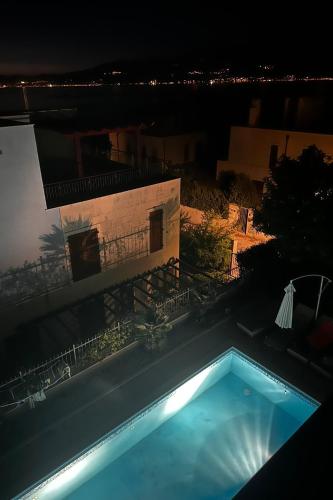 Family friendly house with a swimming pool Splitska Brac - 25361 - image 2