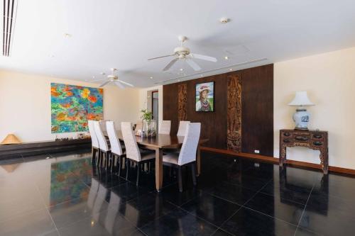 V302 Exclusive Seaview 7BR Infinity Pool Villa in Ao Por