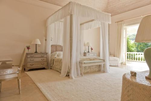 Netherclay Luxury Villa in Friendship
