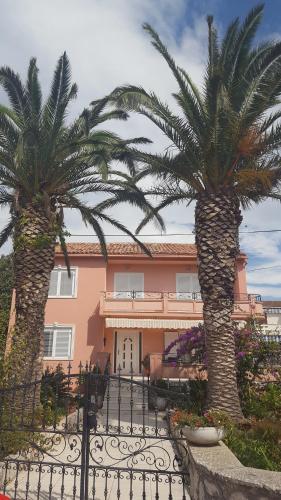  Guesthouse Cola in Novalja