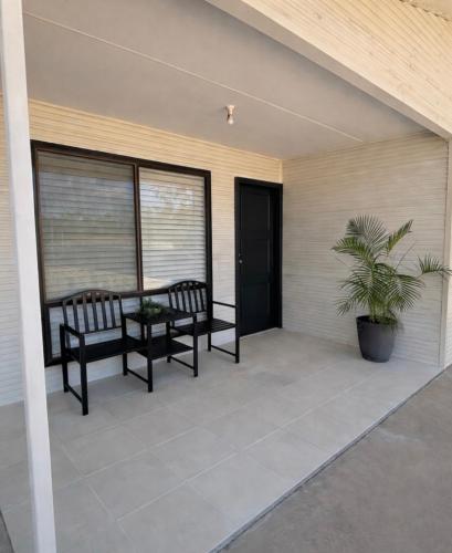 Pandora Place in Lightning Ridge