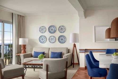 2 bedrooms, 4 beds