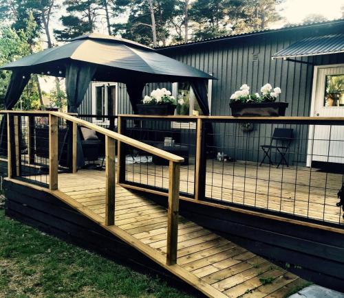 陽台/露台, 萊爾布魯/格蘭內恩STF旅館 (STF Hostel Larbro/Grannen) in 里布羅