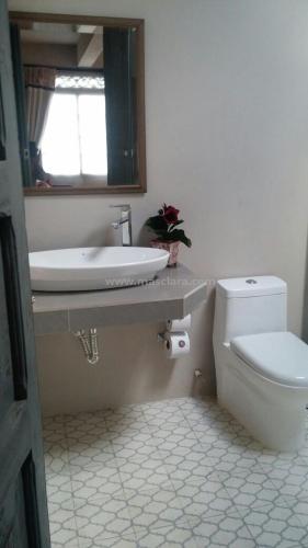 Double Room with Terrace image 5