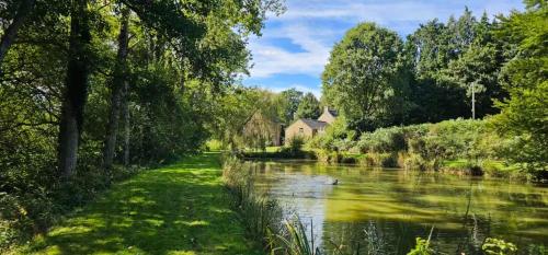 Le Moulin de Fontenay – khách sạn tại Gorron