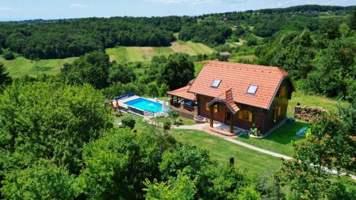 Holiday Home Dubranec by Villas Guide in Starjak