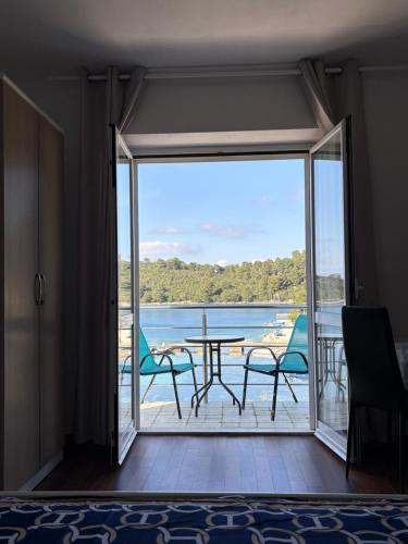 Balkons/terase, Guesthouse Kamarin in Mljet