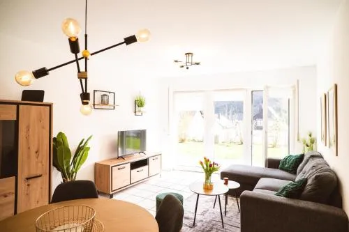 Moselzeit - Moderne Ferienwohnung mit Terrasse und Burgblick in Bernkastel-Kues, Deutschland