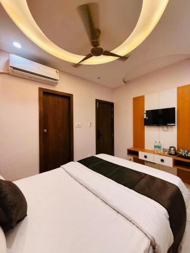 Hotel Hira Palace - image 5