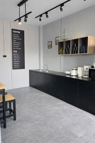 Cocina, Free Way Kata Beach Hostel in Phuket