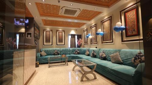 Hotel Ganesha - residential photo 3
