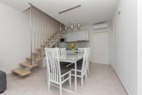 dapur, Apartments M&A 2 in Makarska