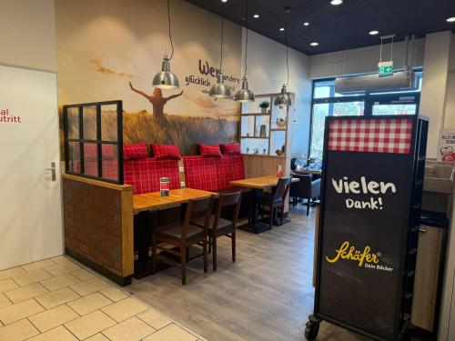 Food and beverages, Pallas Hotels in Johannesviertel