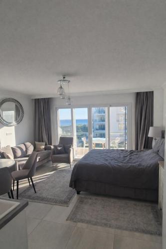 Modern Sea View Studio at Thalassa Beach Resort, Northern Cyprus in Vokolida