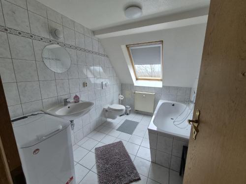 Ferienwohnung und Monteurzimmer Nähe Leuna, Merseburg, Halle und Leipzig (Ferienwohnung und Monteurzimmer Nahe Leuna, Merseburg, Halle und Leipzig) in Mersebourg