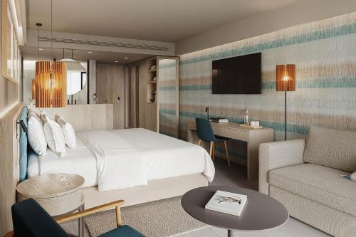 Hotel Baia Cristal Beach & Spa Resort in Carvoeiro