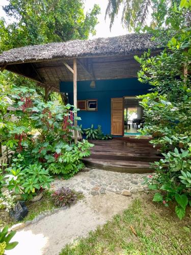 RAVENALA Lodge, Bungalow et Villa sur plage privée (RAVENALA Lodge, Bungalow et Villa sur plage privee) in Иле Сейнт Мари