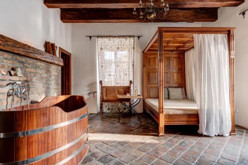 Spa, Zamek Zabreh hotel & pivovar in Jih