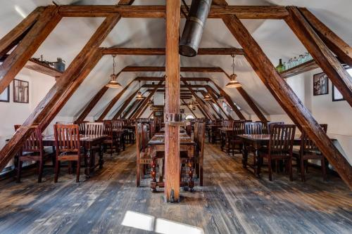 Restaurant, Zamek Zabreh hotel & pivovar in Jih