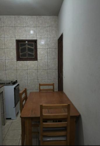 Casa no Centro da Praia de Santa Clara Próximo a supermercados padarias e farmácias (Casa no Centro da Praia de Santa Clara Proximo a supermercados padarias e farmacias) in São Francisco De Itabapoana