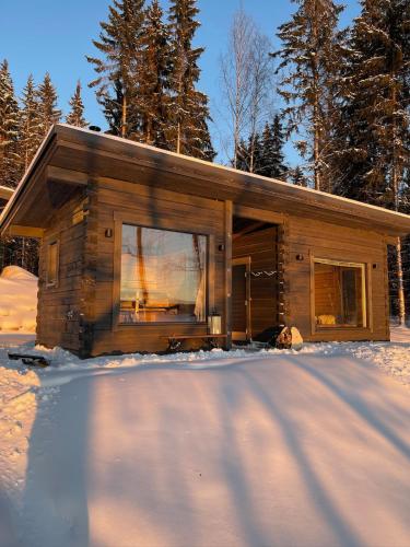 Villa Honkavaara - New timelesness&stunning views in Laukaa