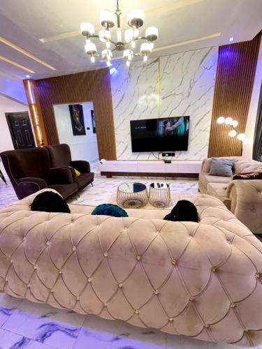GoodLife Apartment in Agbor