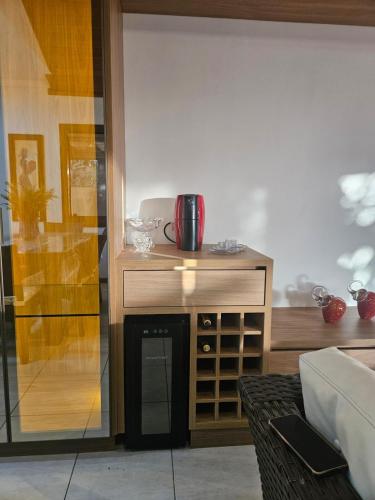 House with 4 Large Suites a stone's throw from the sea – khách sạn tại Village De Búzios