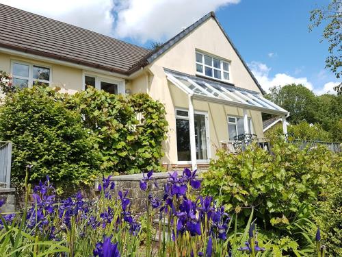 Viesnīcas āriene, Escape to Pembrokeshire - charming spacious cottage in Llawhaden