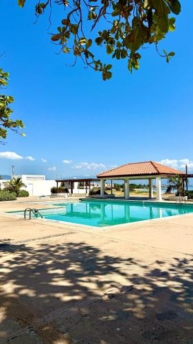 전망, Oceanfront Escape with Pool and Steps to Beach in 포트모어
