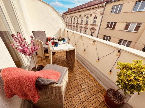 Private Terrace in Heart of Prague, Praha