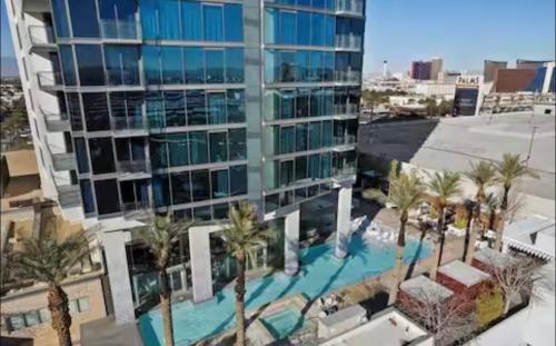 Justin's at Palms Place - image 14