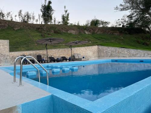 Peldbaseins, LOS BAMBUES HOTEL in Jamapa