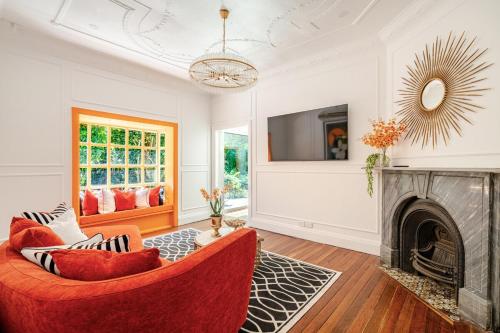 Harbour Bungalow Rose Bay Sydney in Rose Bay