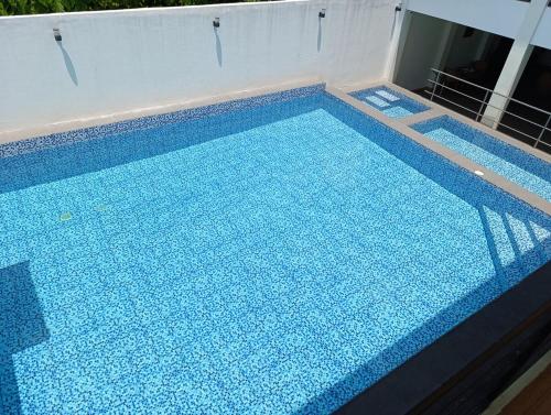 สระว่ายน้ำ, MICHAELS  HOT SPRING RESORT in ลากูน่า